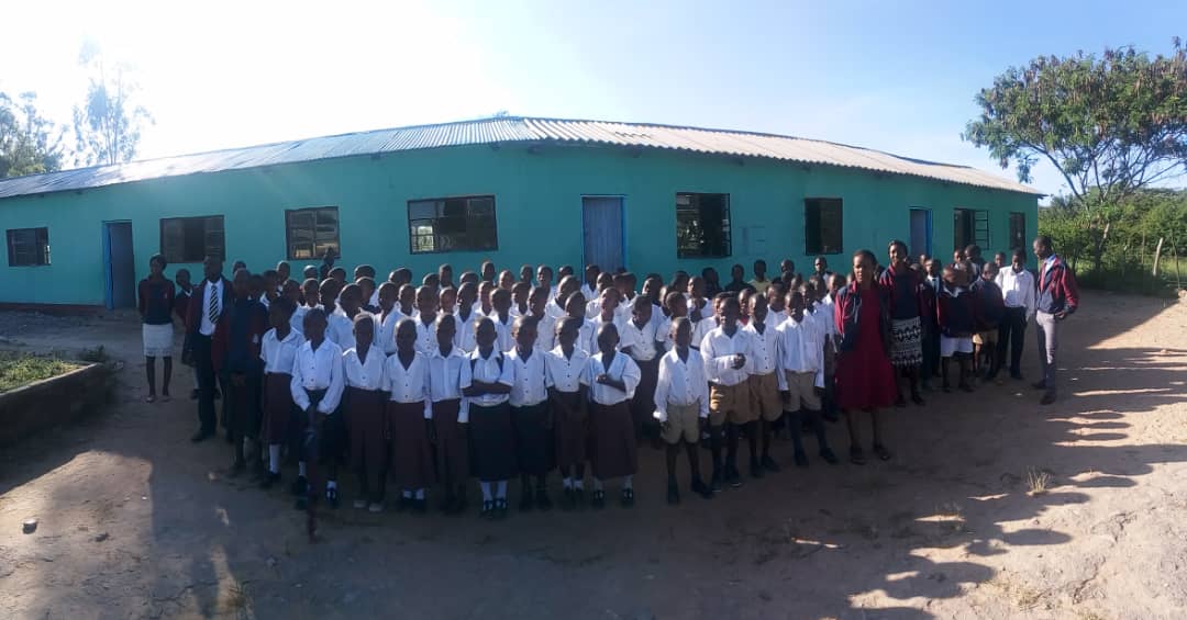 Uniform donated to Zimbabwe